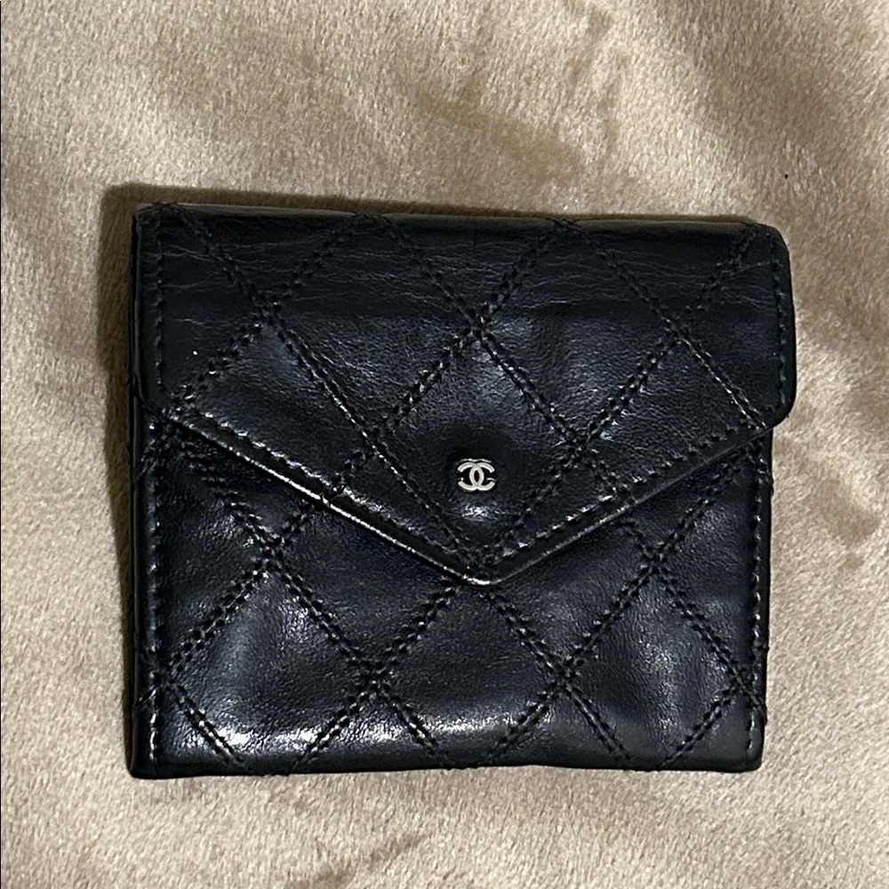 Chanel Interlocking CC Black Leather Wallet